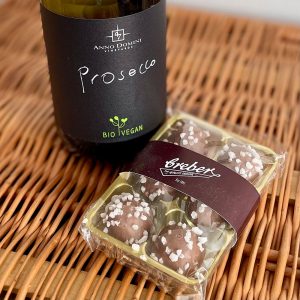 Anno-Domini-Prosecco-DOC-Frizzante-Bio-Vegan,-NV,-Italy-and-truffles